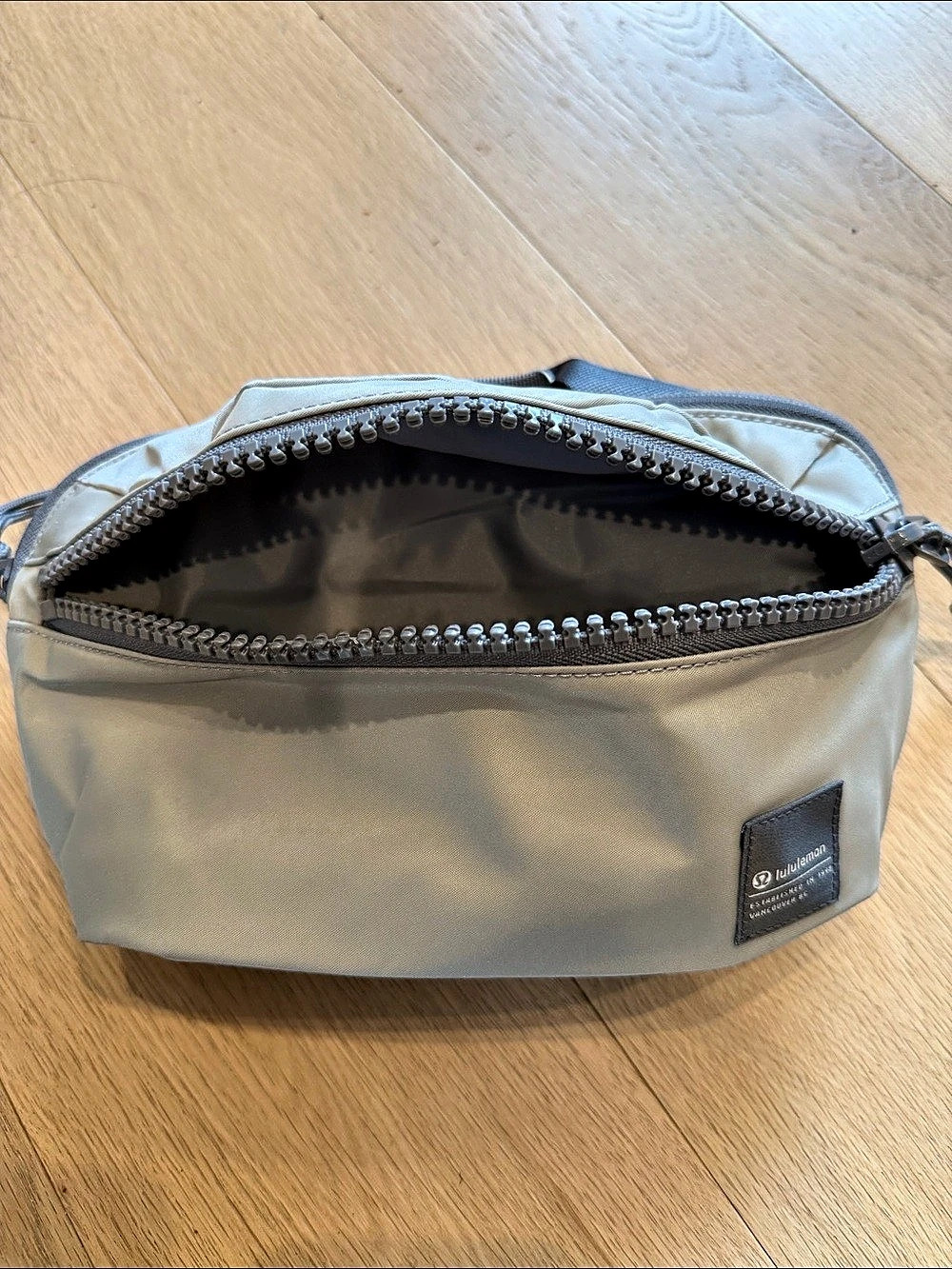 lululemon All Day Essentials Belt Bag 2.5L Gray
